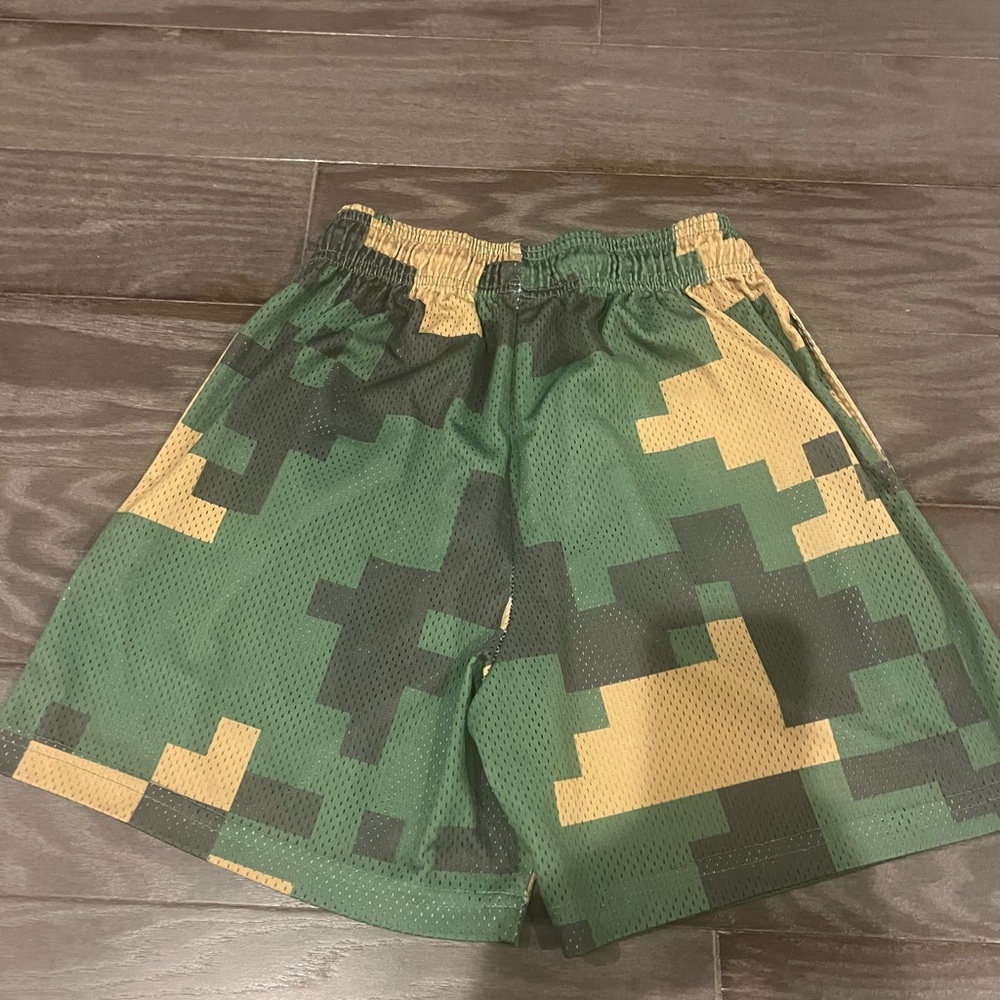 Eric Emanuel Authentic Shorts - image 4